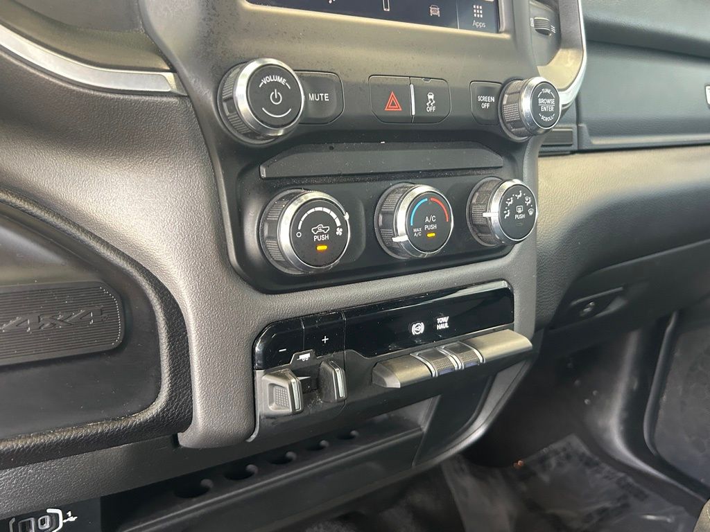 2024 Ram 2500 Big Horn photo 35