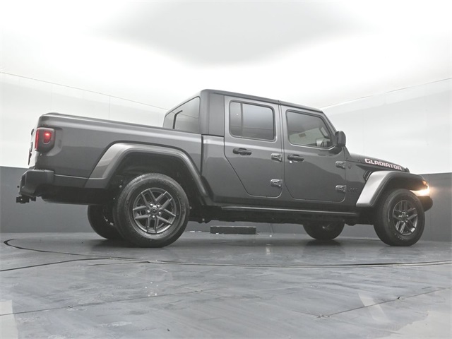 2024 JEEP GLADIATOR - Image 42