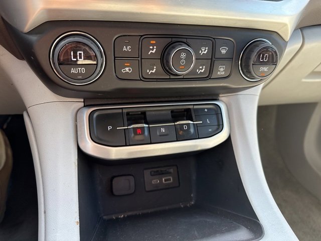 2023 Gmc Acadia SLT photo 28