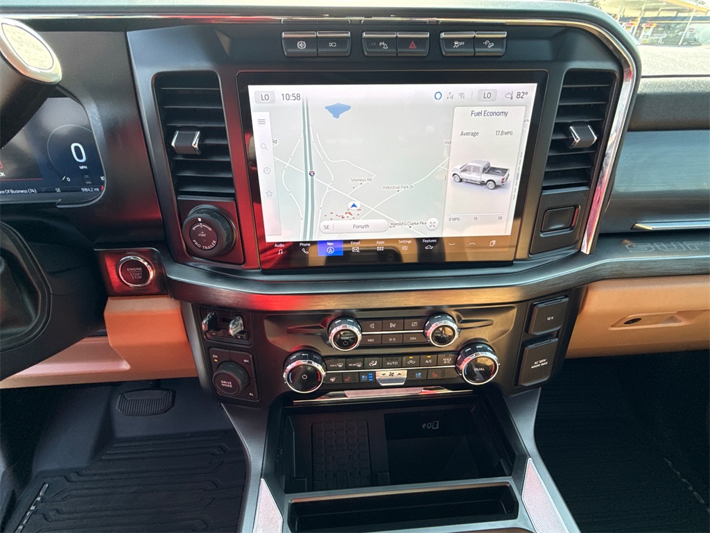 2024 Ford F-250 Lariat photo 28