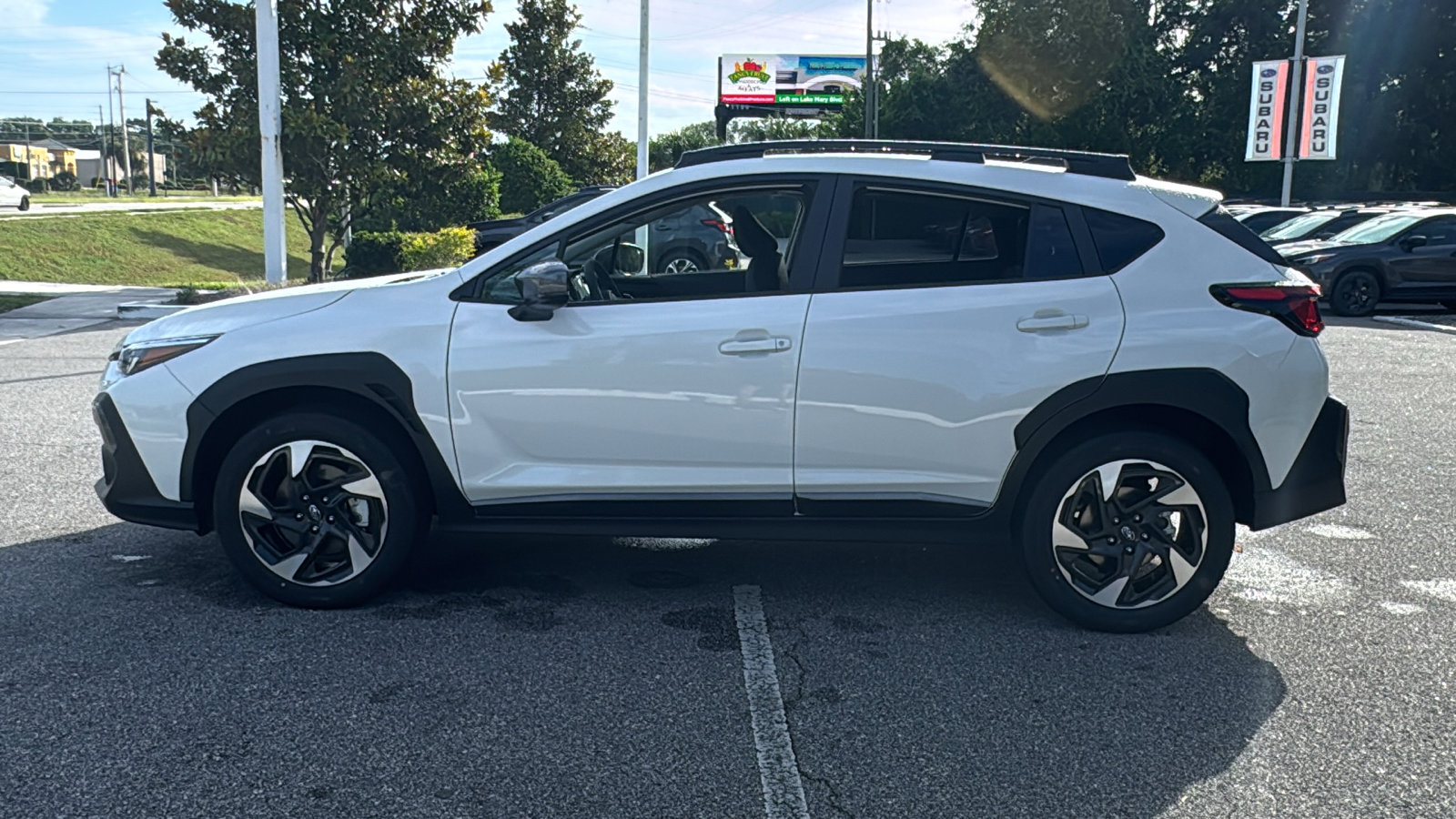 2025 Subaru Crosstrek Limited photo 3