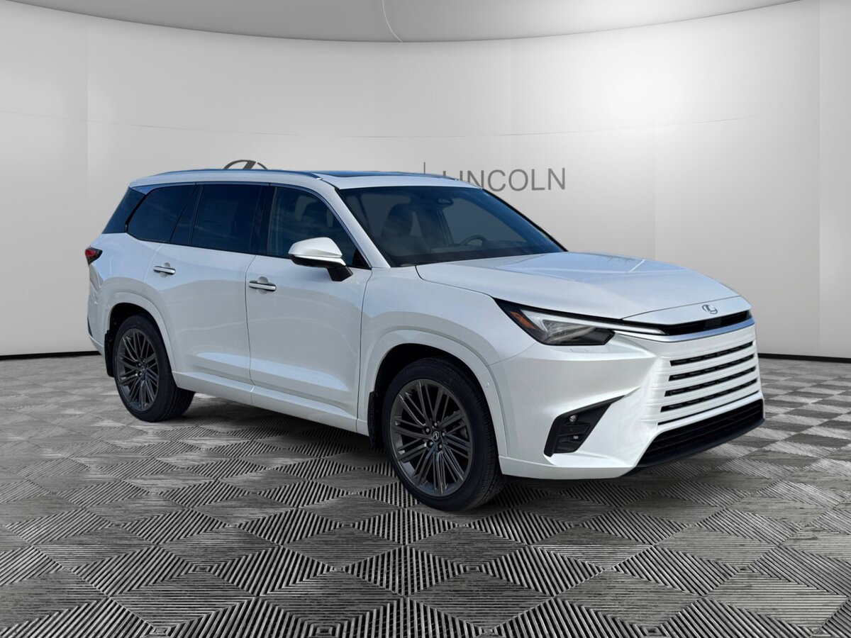 2026 Lexus TX Luxury's photo