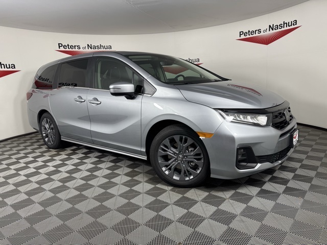 2026 Honda Odyssey Touring's photo