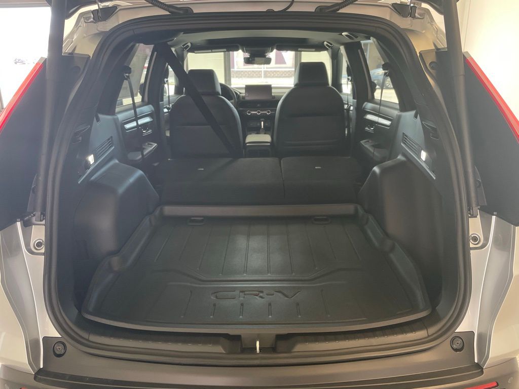 2025 Toyota RAV4 LE photo 10