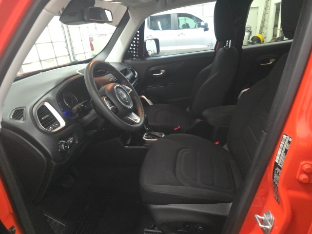 2019 Jeep Renegade Latitude North Edition photo 14