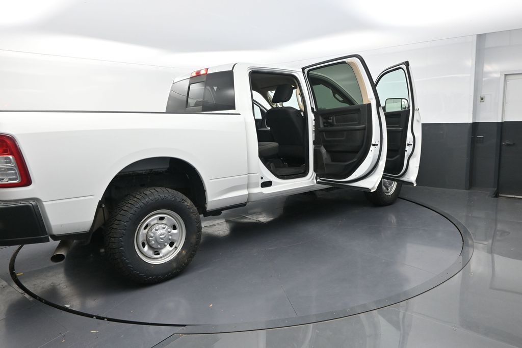 2020 Ram 2500 Tradesman photo 32