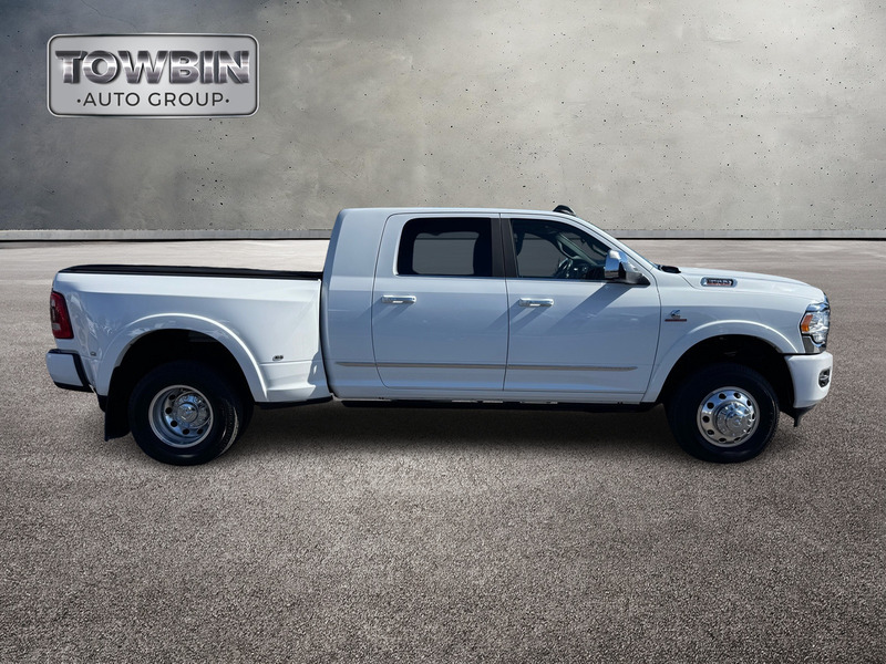 2022 Ram 3500 Limited photo 3