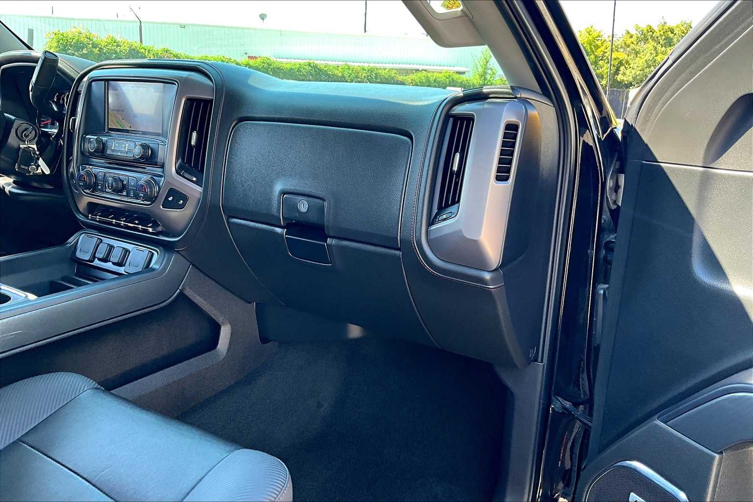 2017 Gmc Sierra 1500 SLT photo 18