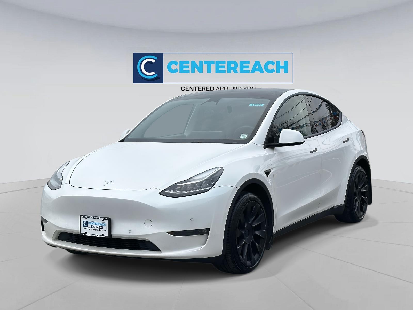 2022 Tesla Model Y Long Range's photo