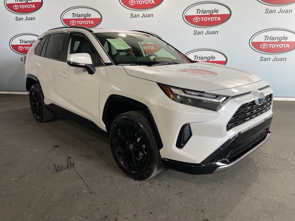 New 2024 Toyota RAV4 Hybrid SE
