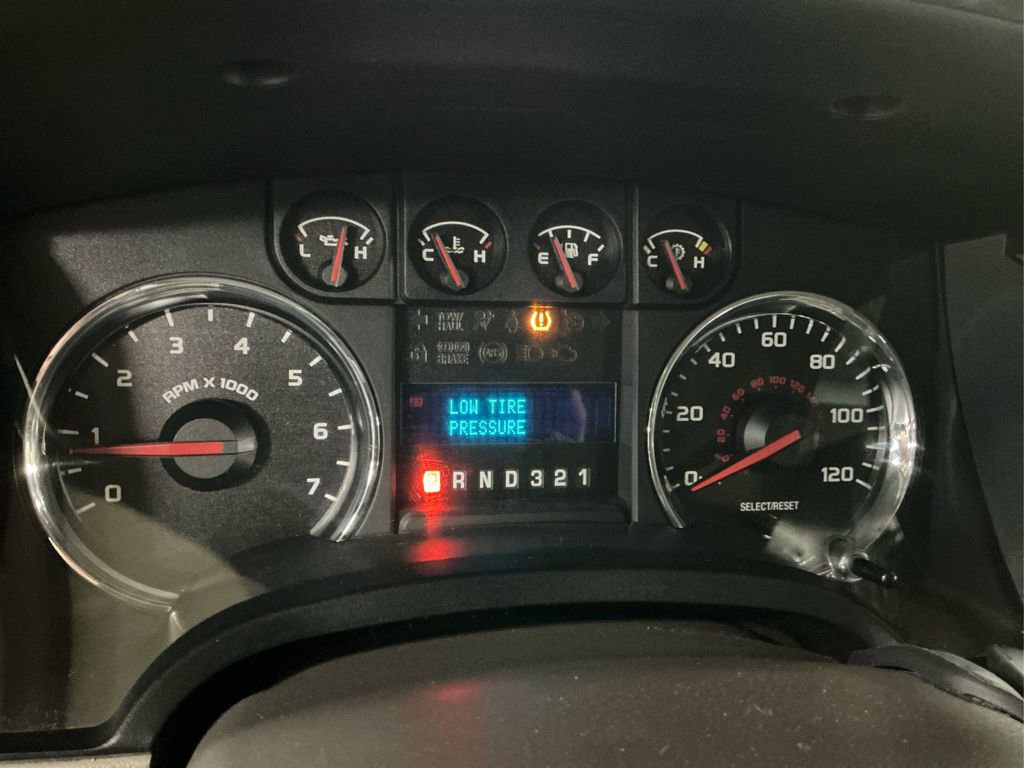 2010 Ford F-150 XL photo 9