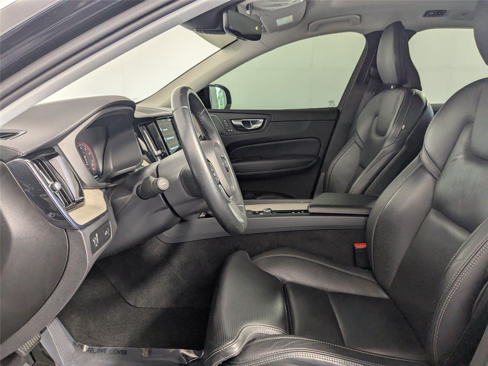 2021 Volvo XC60 Inscription photo 10