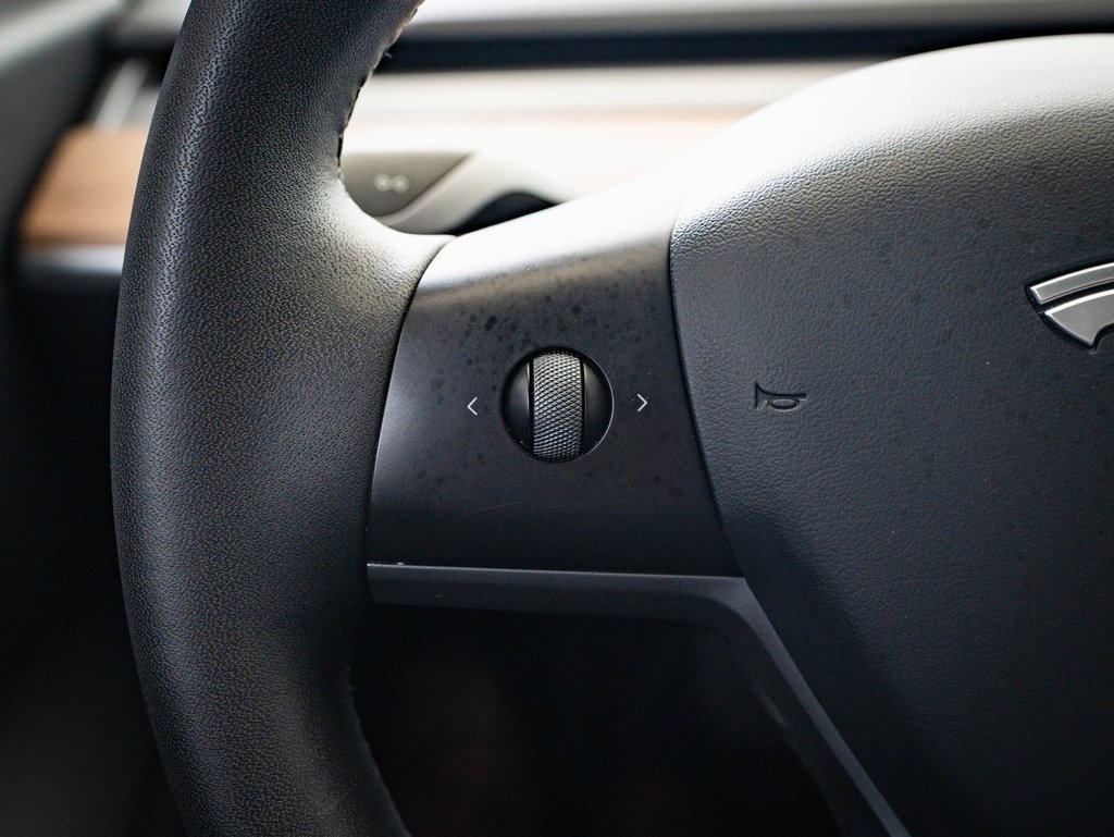 2021 Tesla Model 3 Long Range photo 21