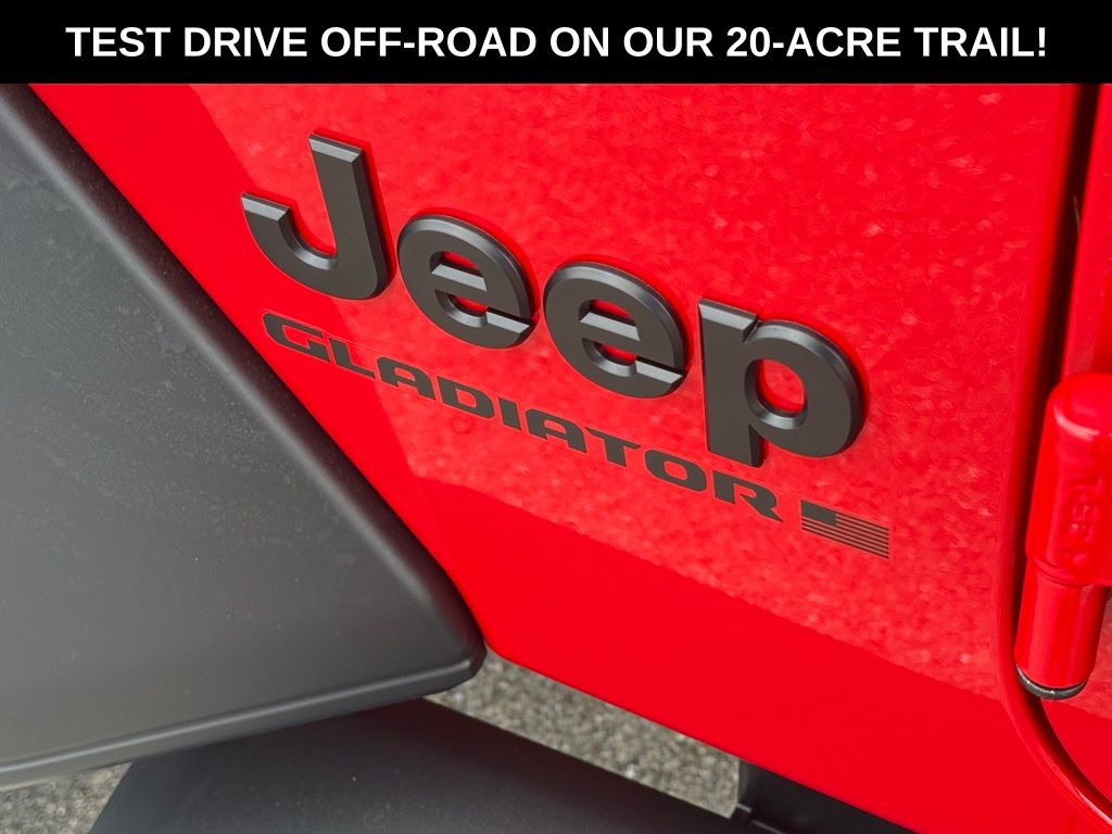 2025 Jeep Gladiator Sport photo 23