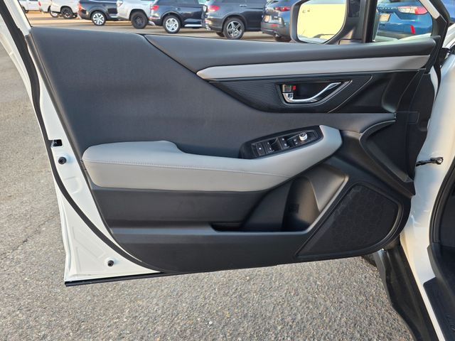 2025 Subaru Outback Premium photo 20