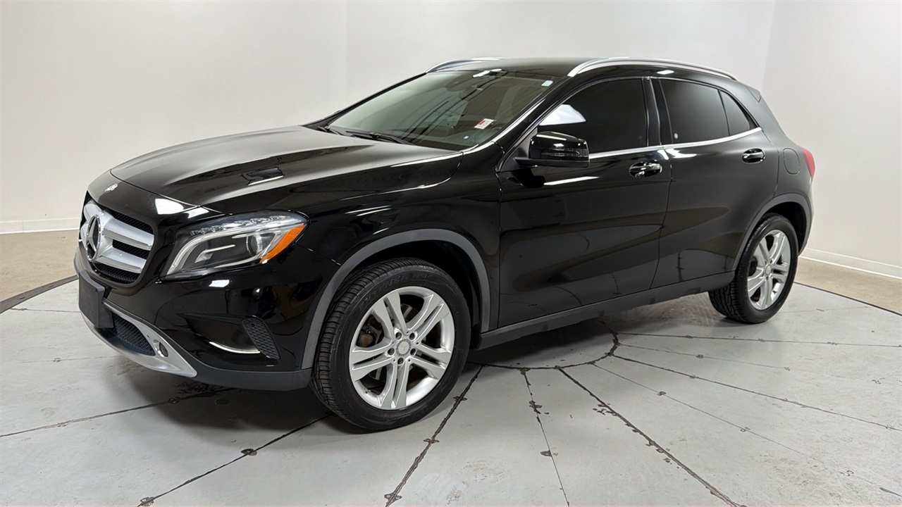 2017 Mercedes-Benz GLA-Class GLA250's photo