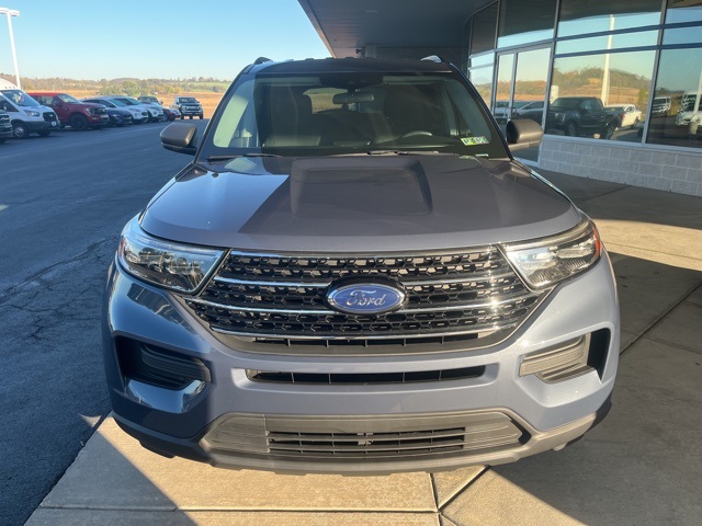 2021 Ford Explorer XLT photo 2