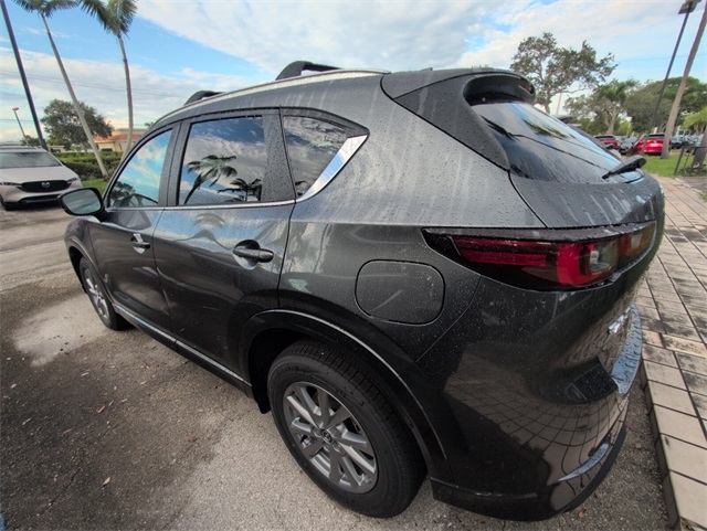 2025 Mazda CX-5 2.5 S Preferred photo 7