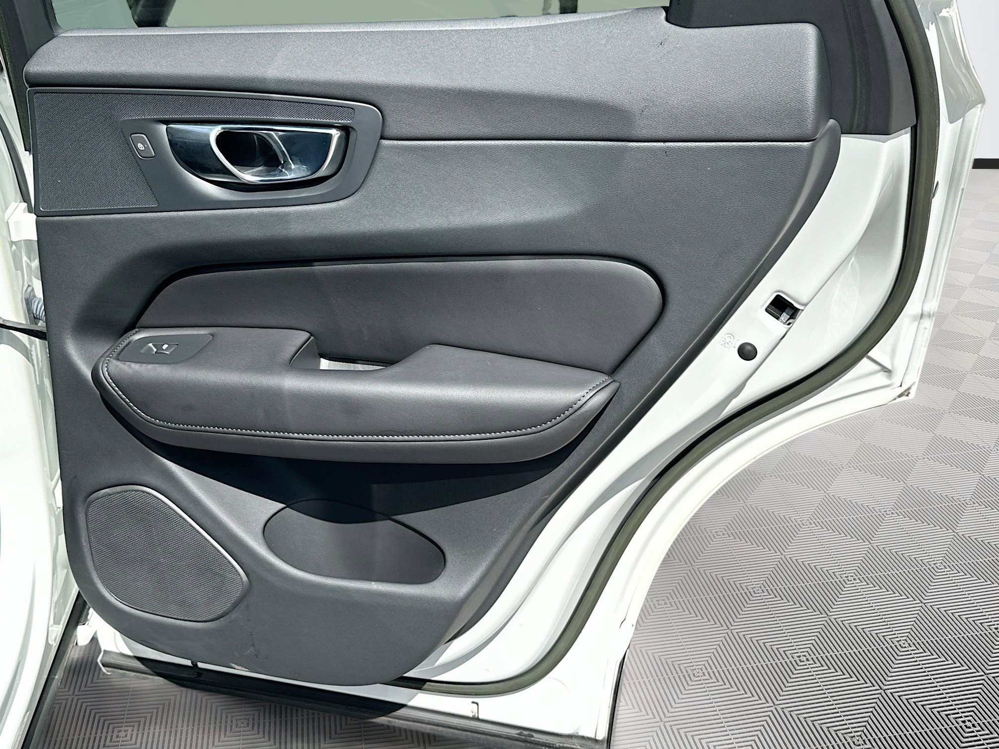2023 Volvo XC60 Plus photo 31