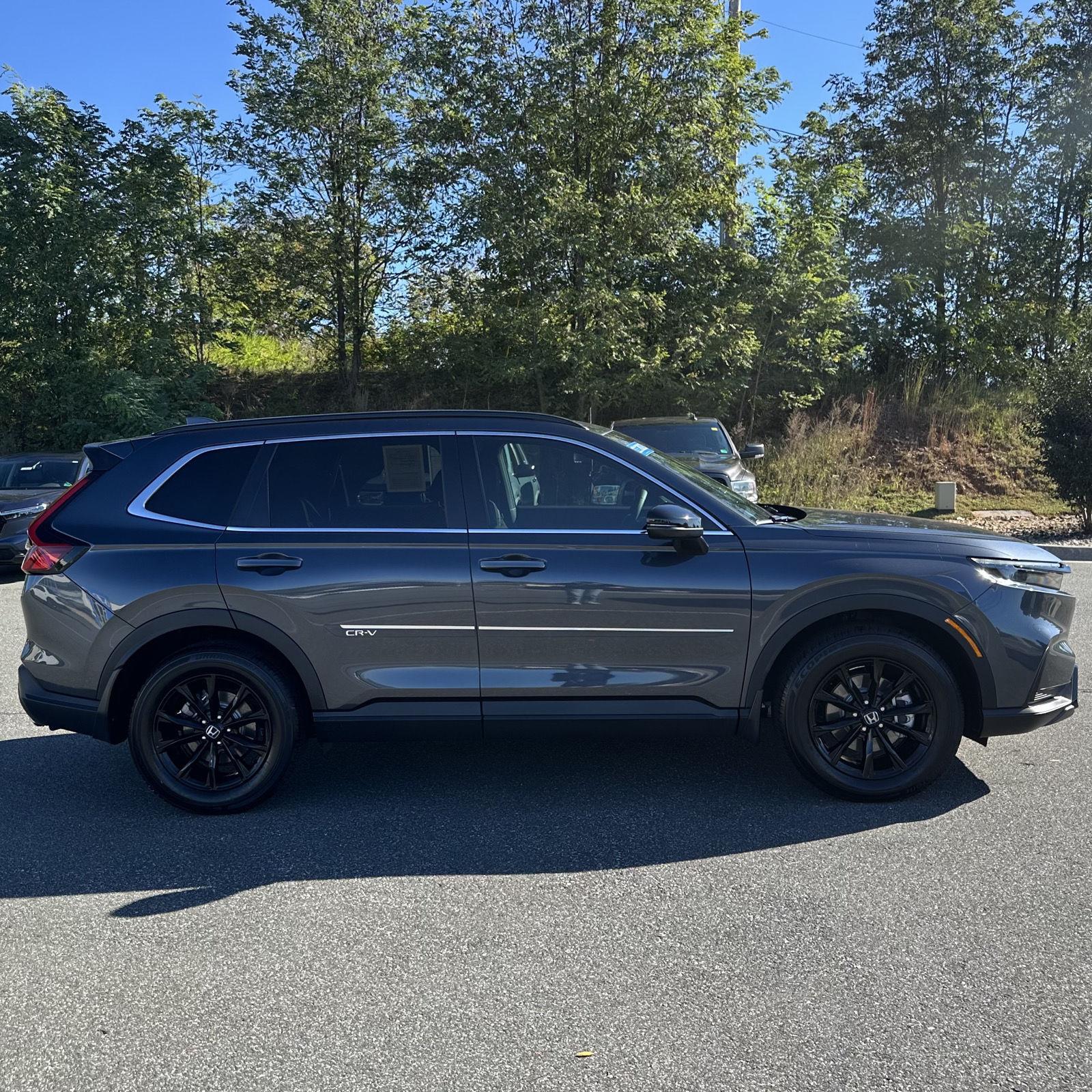 2023 Honda CR-V Hybrid Sport photo 4