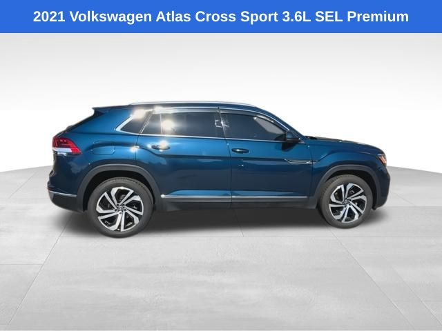 2021 Volkswagen Atlas Cross Sport V6 SEL Premium photo 9