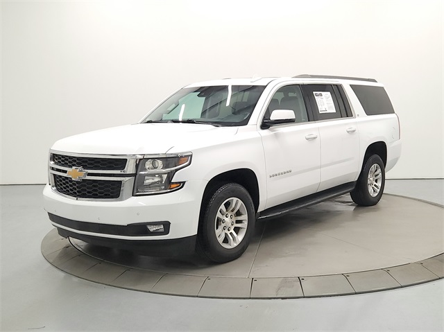 2019 Chevrolet Suburban LT photo 3