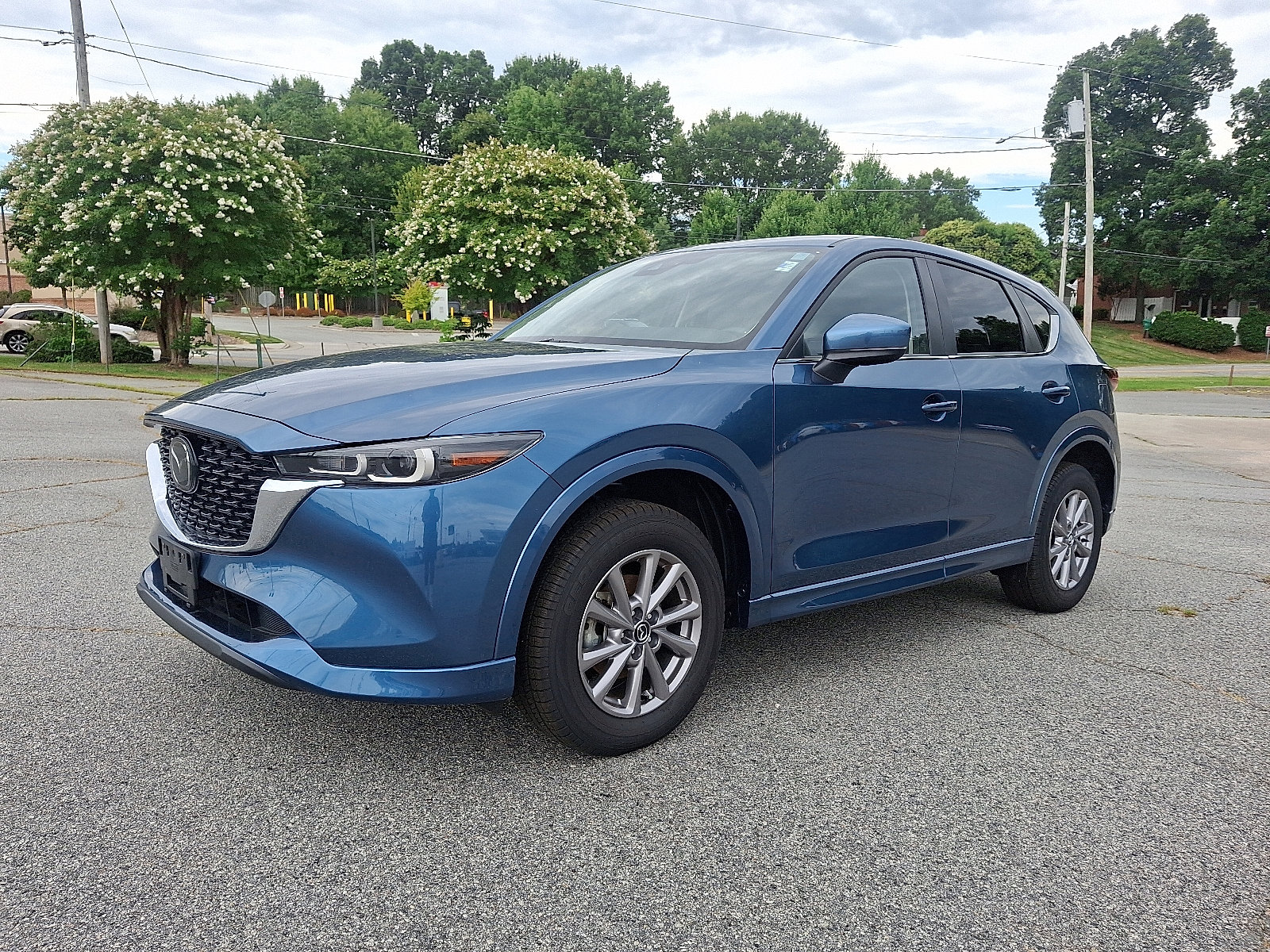 2024 Mazda CX-5 2.5 S Preferred photo 3