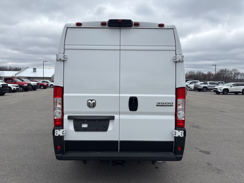 2024 Ram ProMaster 3500 photo 4
