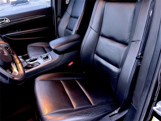 2020 Jeep Grand Cherokee Limited photo 3