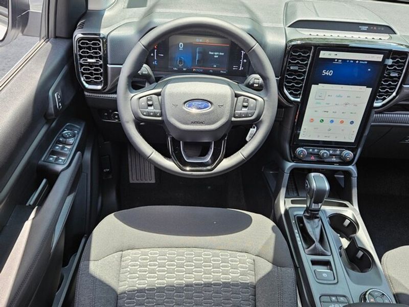 2025 Ford Ranger XLT photo 7