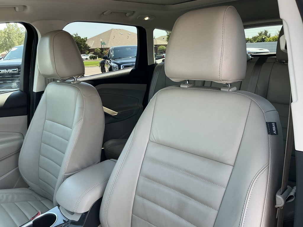 2015 Ford Escape Titanium photo 62