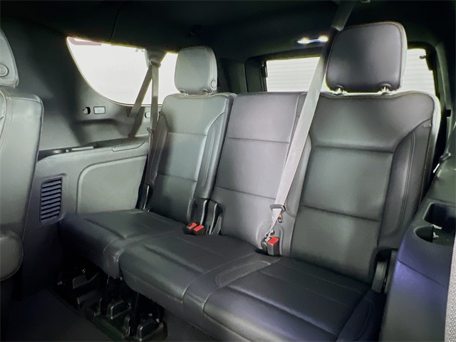 2021 Chevrolet Suburban High Country photo 34