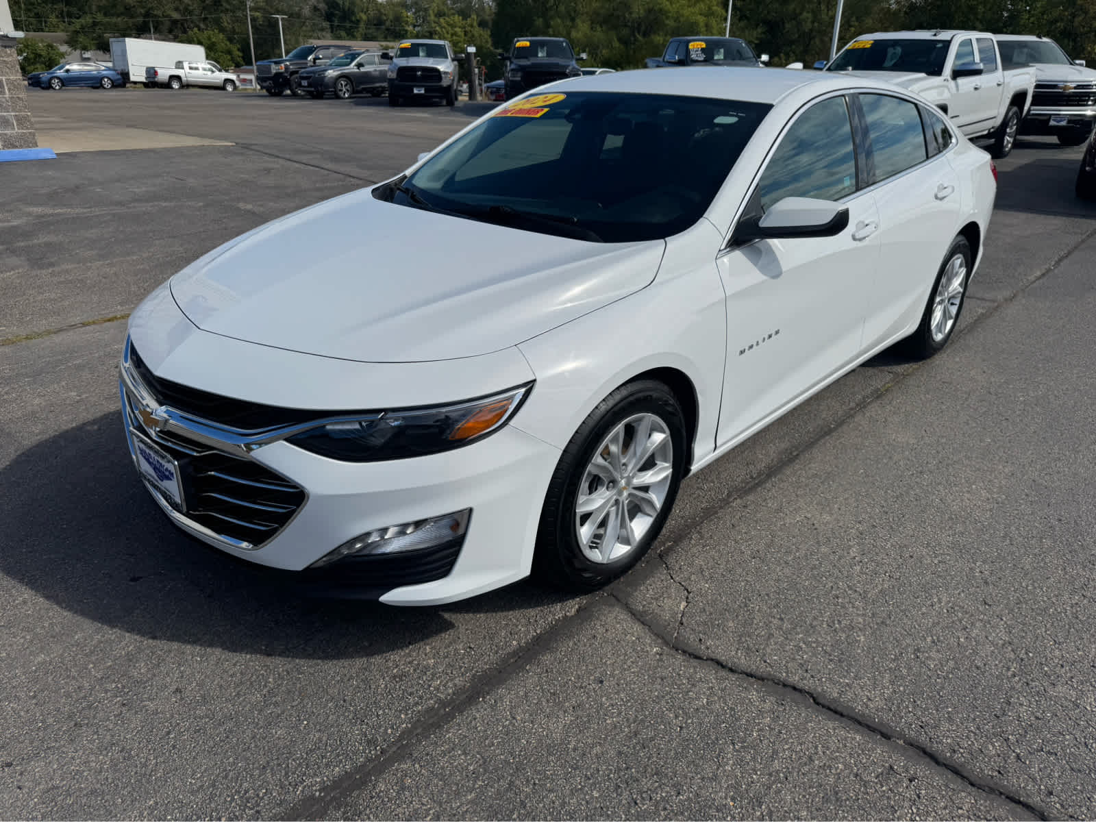 2024 Chevrolet Malibu 1LT photo 4