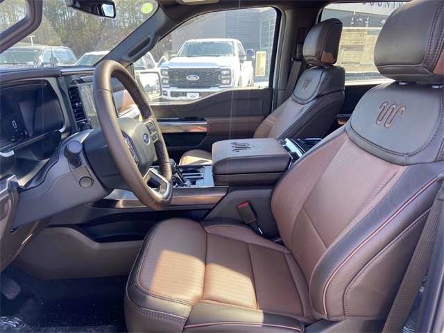 2025 Ford F-150 King Ranch photo 10