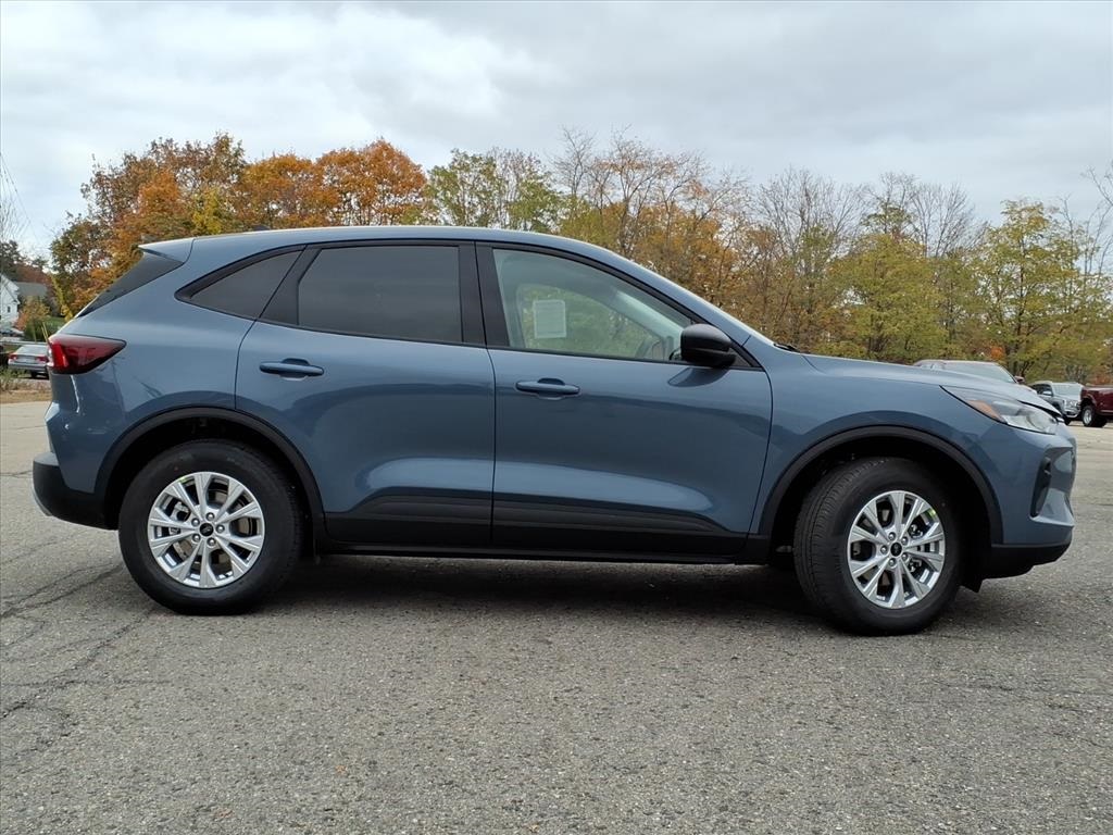 2026 Ford Escape Active photo 3