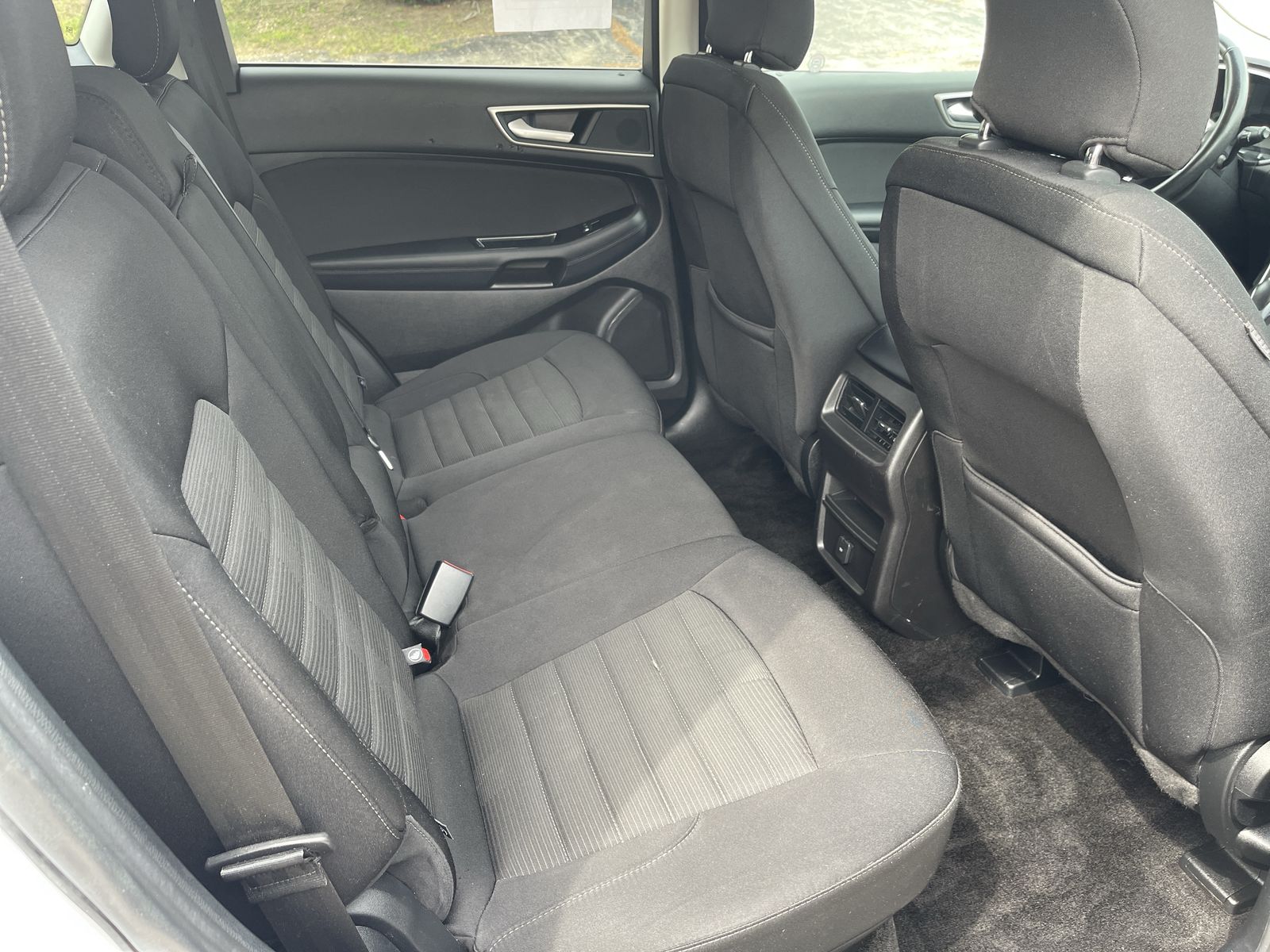 2018 Ford Edge SEL photo 6
