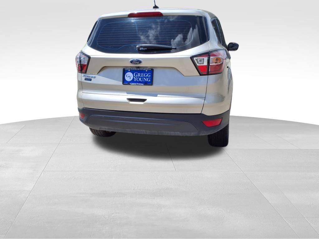 2018 Ford Escape S photo 7