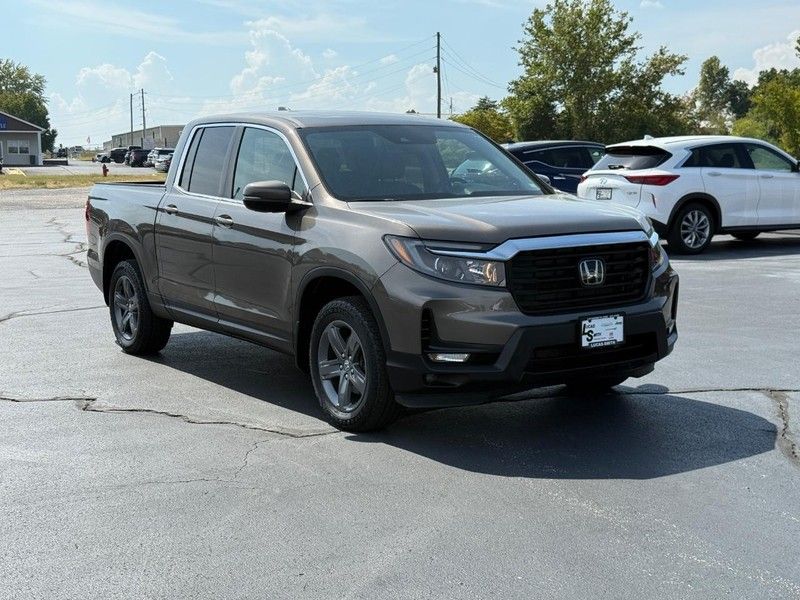 2022 Honda Ridgeline RTL photo 2