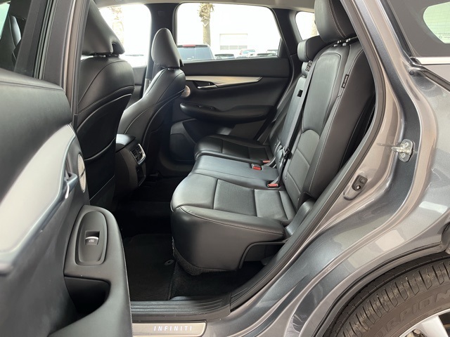 2022 Infiniti QX50 Essential photo 28