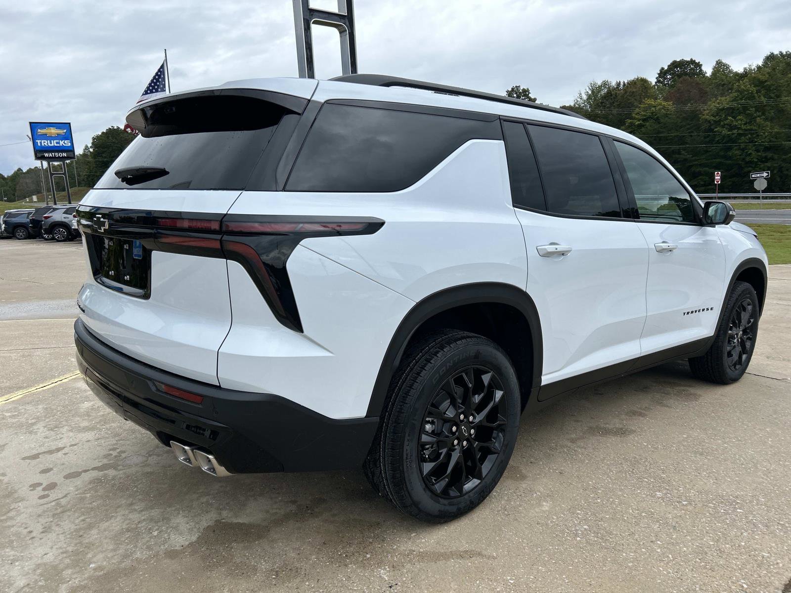 2026 Chevrolet Traverse photo 4