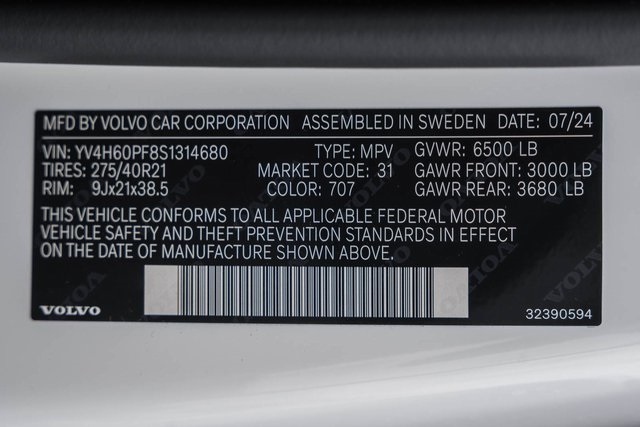 2025 Volvo XC90 T8 photo 29