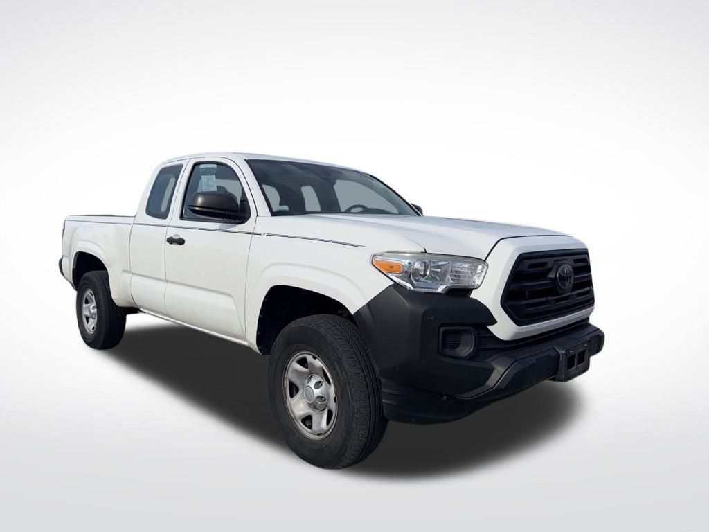 2018 Toyota Tacoma SR photo 2