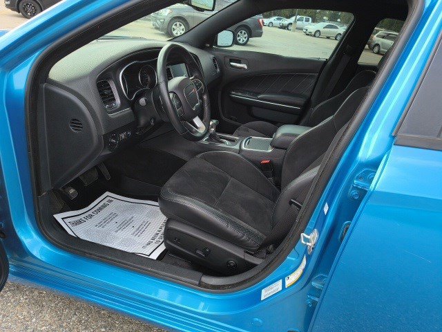 2016 Dodge Charger R/T photo 11