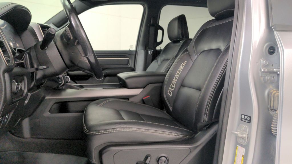2022 Ram 1500 Rebel photo 14