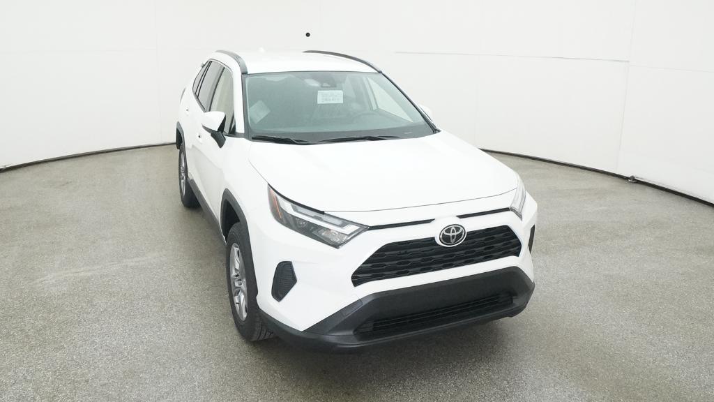 2025 Toyota RAV4 Hybrid LE photo 31