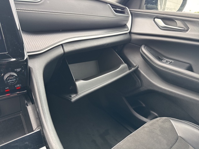 2023 Jeep Grand Cherokee Altitude photo 23