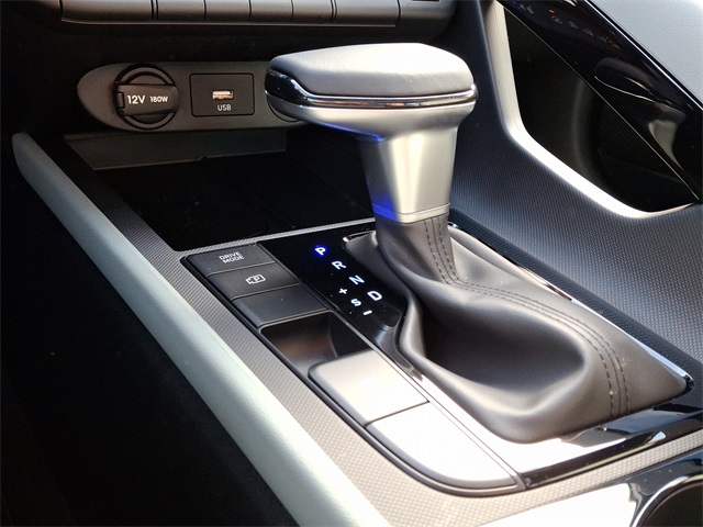2025 Hyundai Elantra Hybrid Limited photo 13