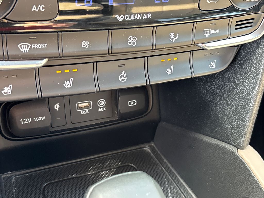 2020 Hyundai Santa Fe Limited photo 26
