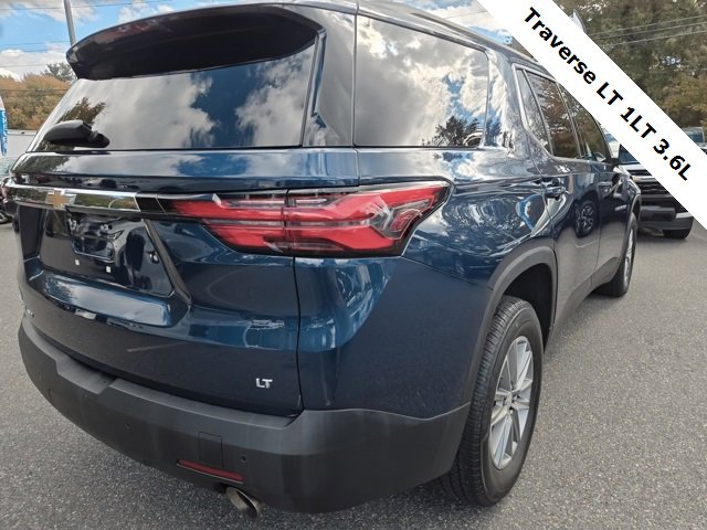 2023 Chevrolet Traverse Cloth photo 10