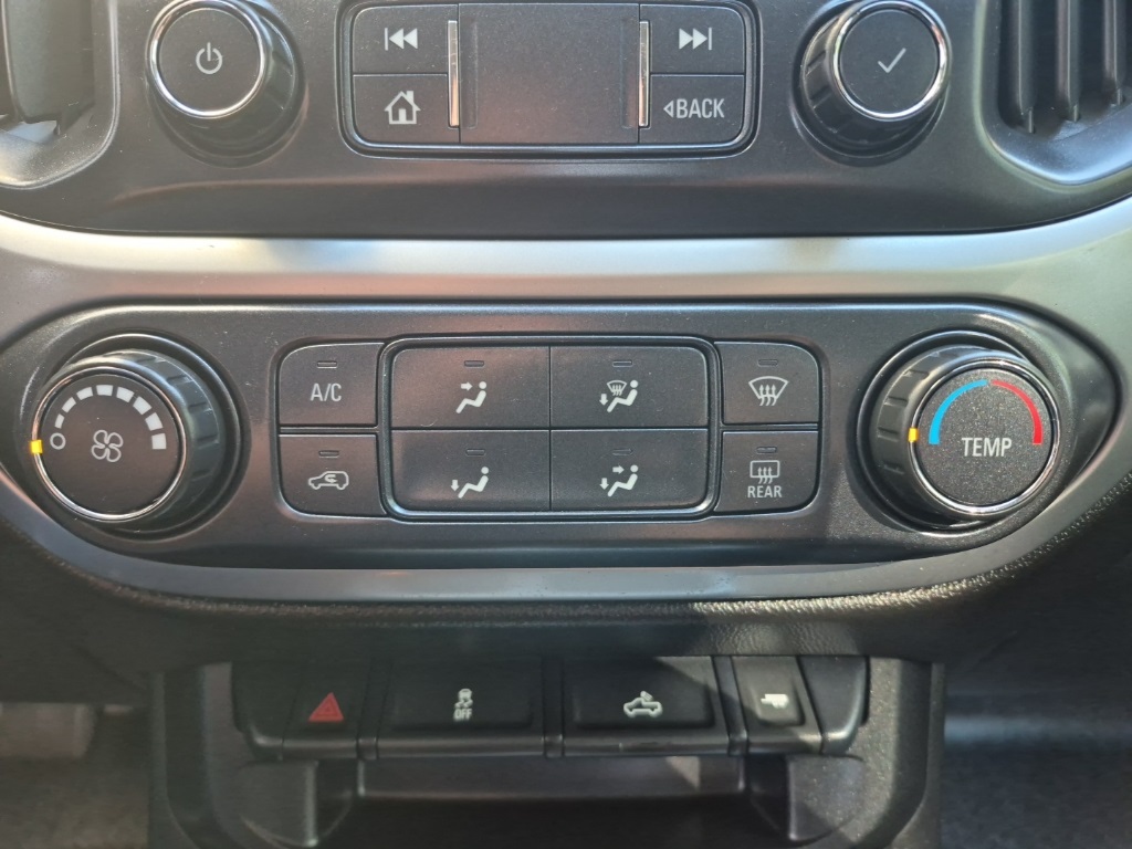 2019 Chevrolet Colorado LT photo 22